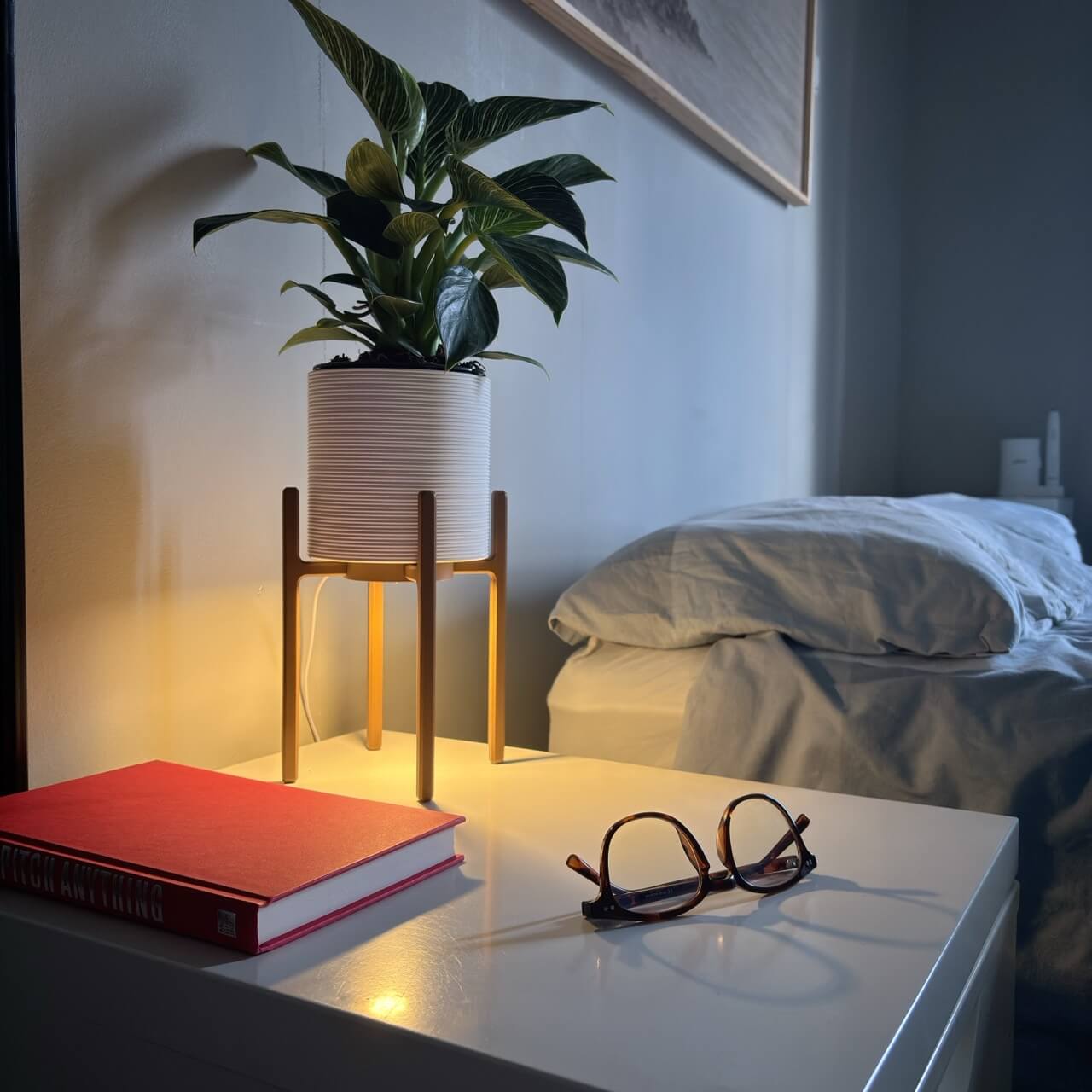 Helios - Light Up Stand